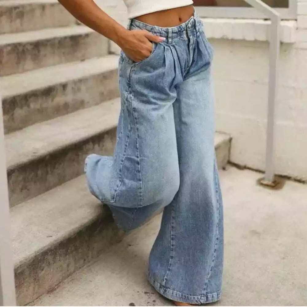 Free People Equinox Denim Trouser, size 27 in Open Sky